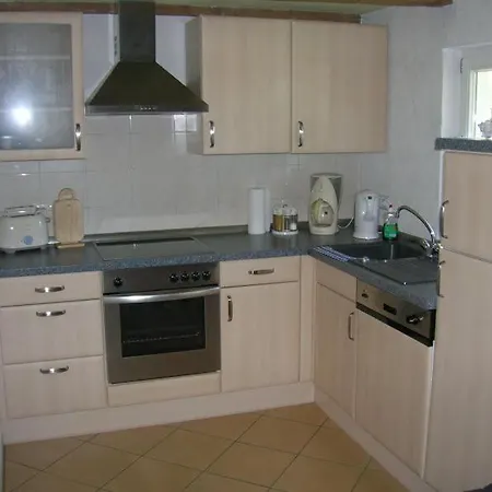 度假居 Freistehendes In Ruhiger Lage *